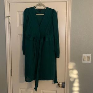 Beautiful Green Banana Republic Faux Wrap Dress